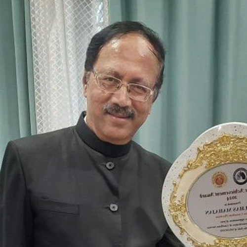  Dr. Ulhas Mahajan